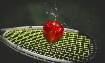 Jaki sprzęt potrzebny jest do gry w squasha?